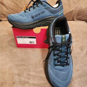 New Balance Fresh Foam X 880v14 GORE-TEX